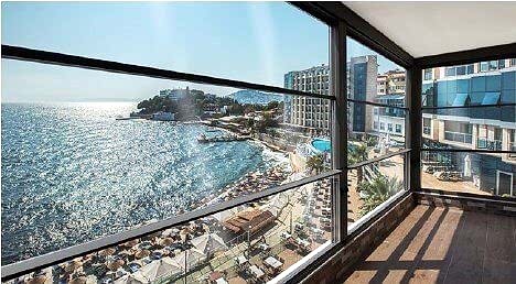 Tambalkon | Silinebilir Giyotin Cam Balkon 3 tambalkon3
